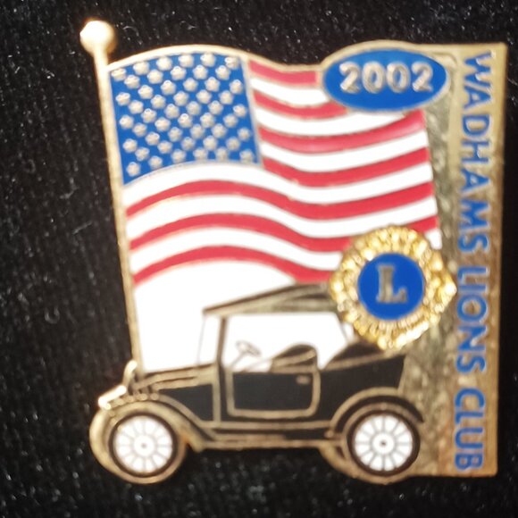 Vintage Patriotic Enamel Lapel Pins Lot Amer. Flag, POW,  Statue of Liberty 1886 - Picture 2 of 5